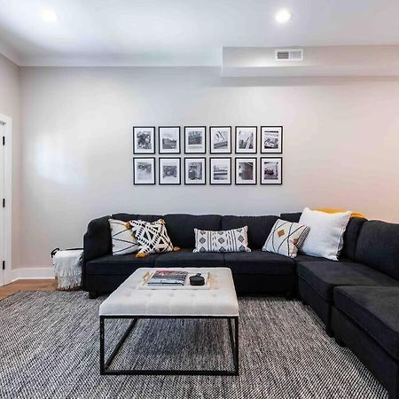 Newly Renovated 3 Bedroom Shelby Park Home **Free Parking** Луисвил Екстериор снимка