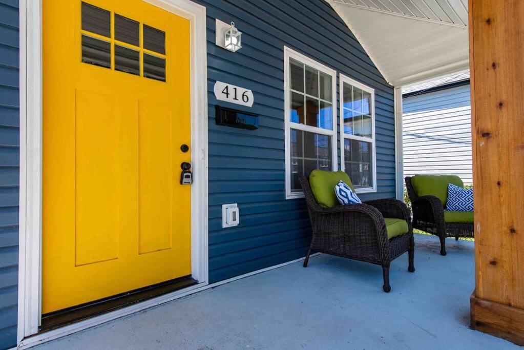 Newly Renovated 3 Bedroom Shelby Park Home **Free Parking** Луисвил Екстериор снимка